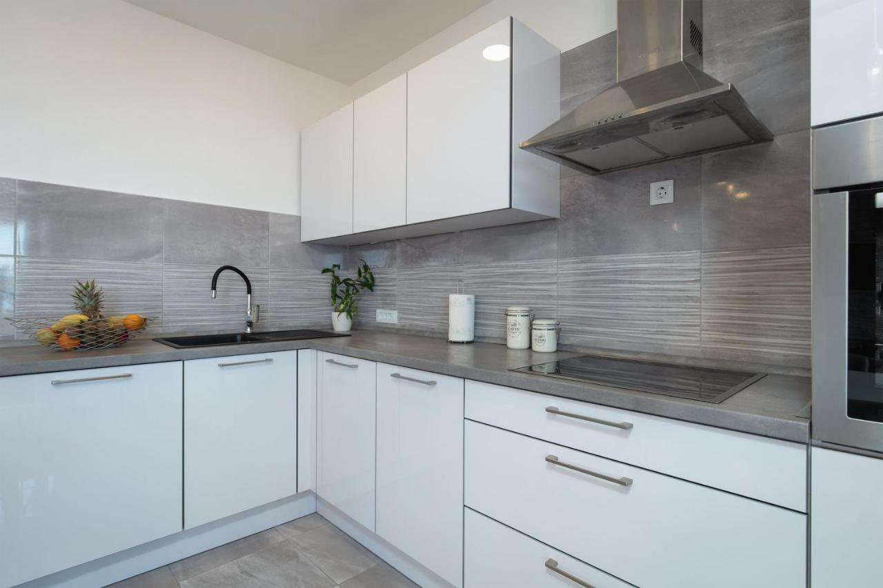 Luxury Apartment Nora Podstrana Exteriér fotografie